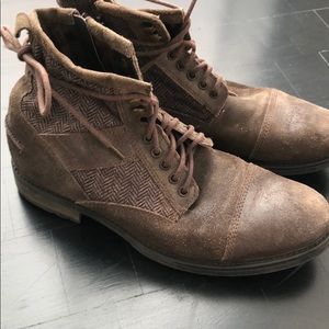 Canvas and leather boots